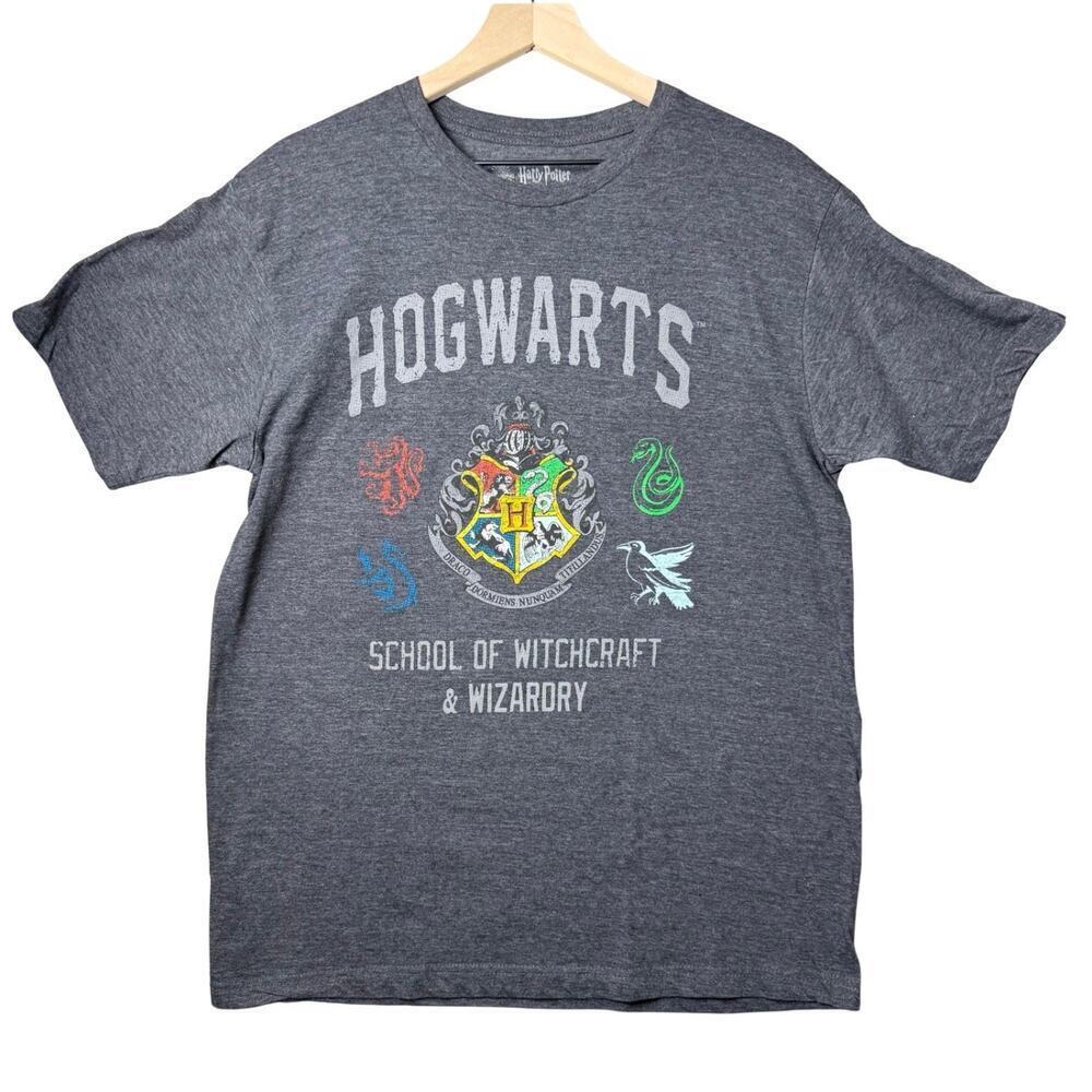 Harry Potter School of Witchcraft and Wizardry Graphic Tee Size L